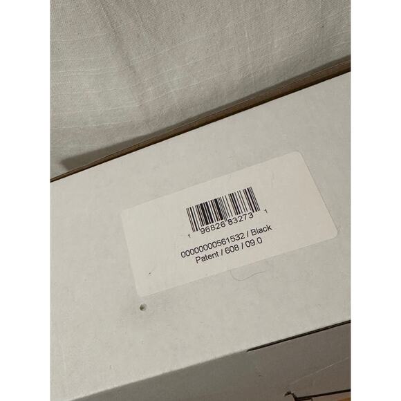 Marc Fisher Hazelton Chunky Loafer Buckle Black Patent Vegan Leather 9M NEW - Picture 10 of 10